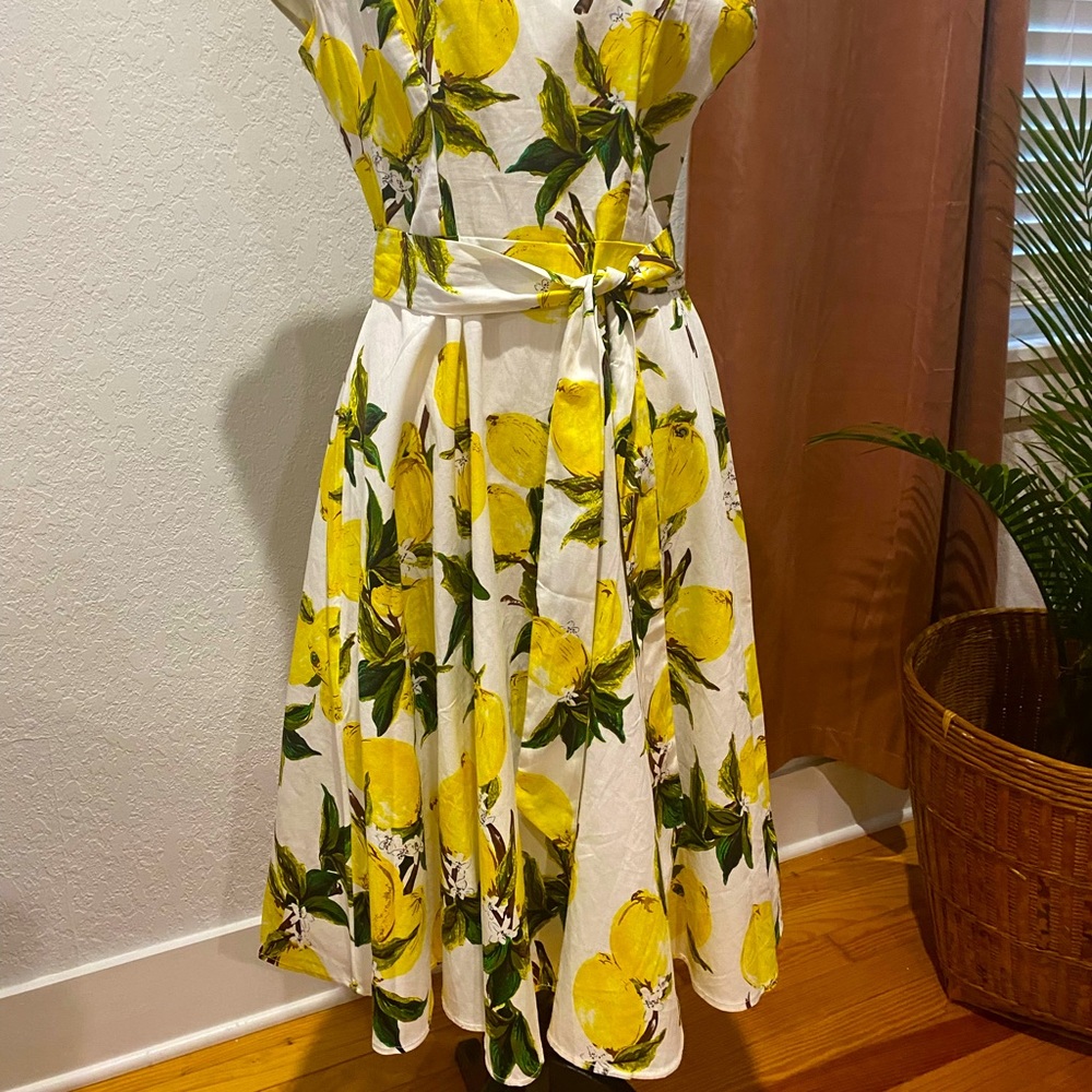 Flattering dress with a little stretch in fabric.
